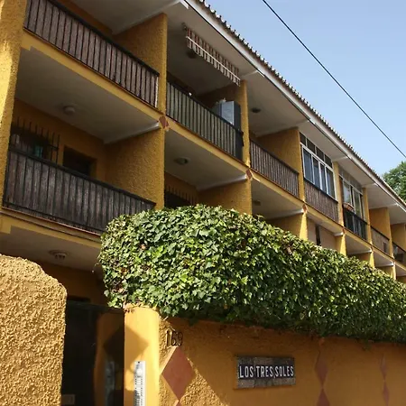 Tres Soles Apartment *